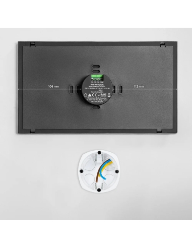 Shelly Wall Display XL